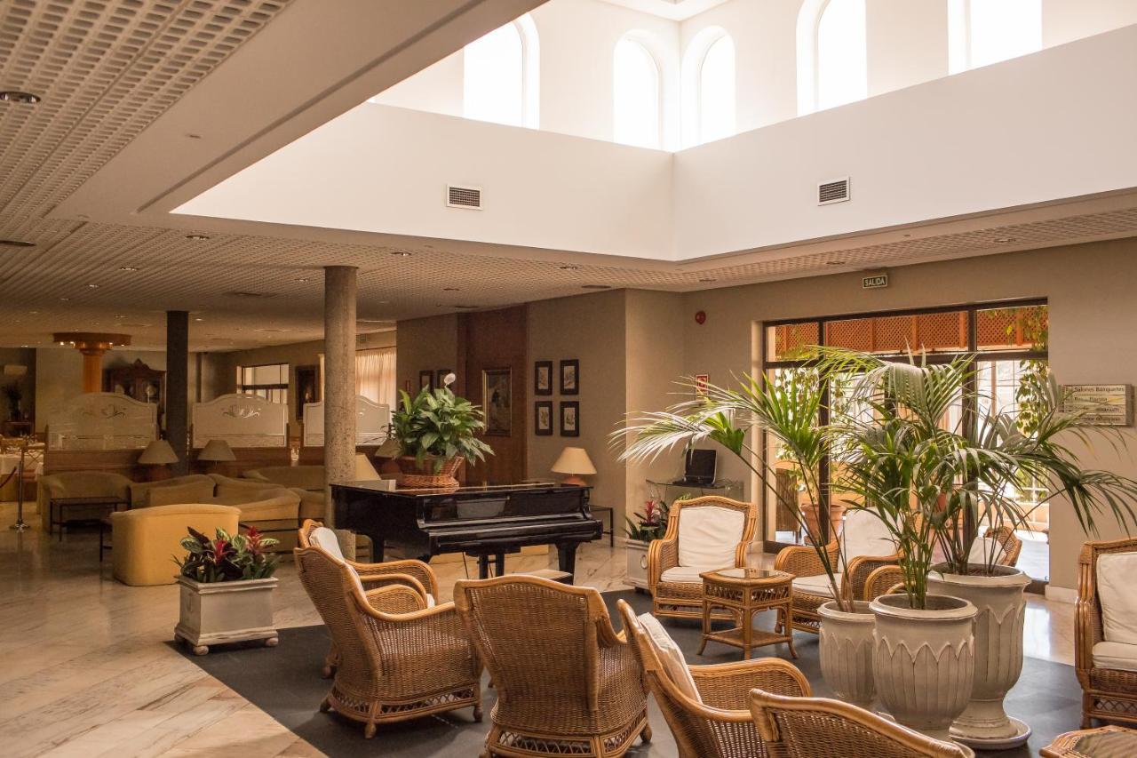 Hotel Vegas Altas Дон-Бенито Экстерьер фото